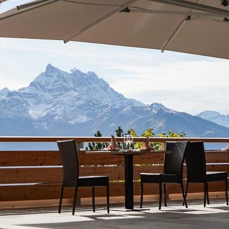 Viu Hotel Villars Bagian luar foto