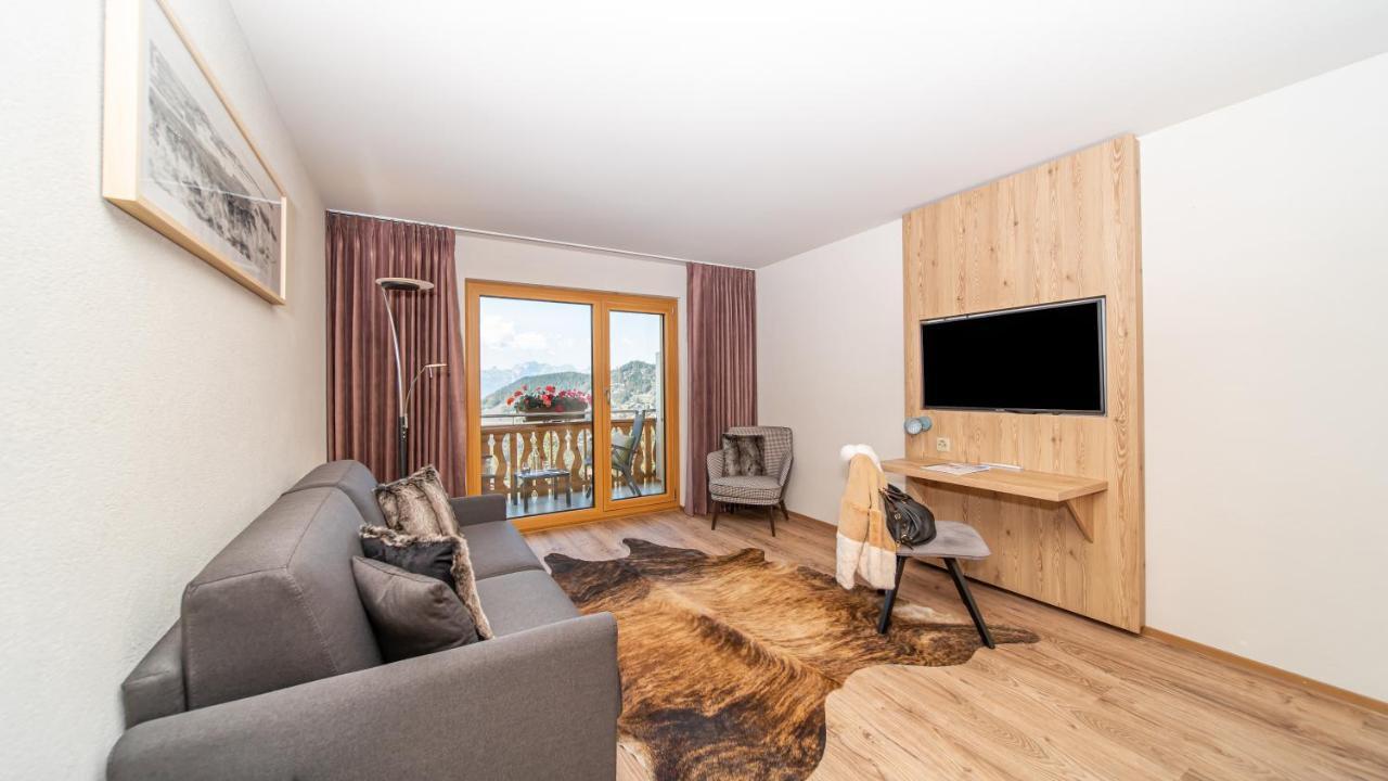 Viu Hotel Villars Bagian luar foto