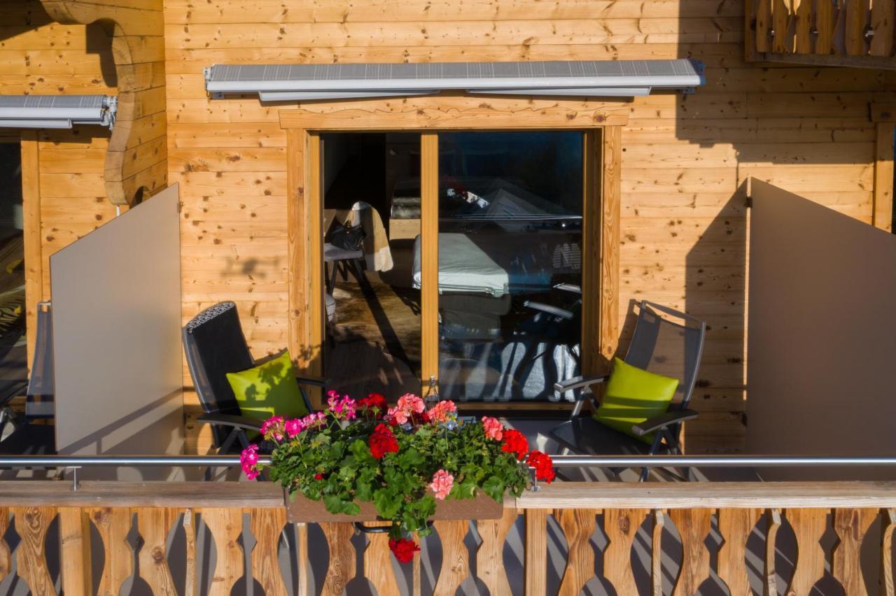 Viu Hotel Villars Bagian luar foto