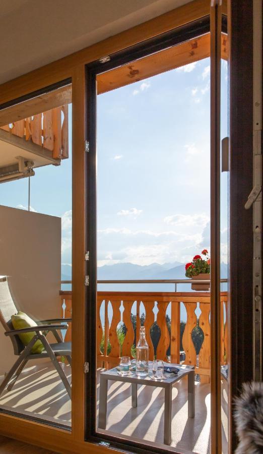 Viu Hotel Villars Bagian luar foto