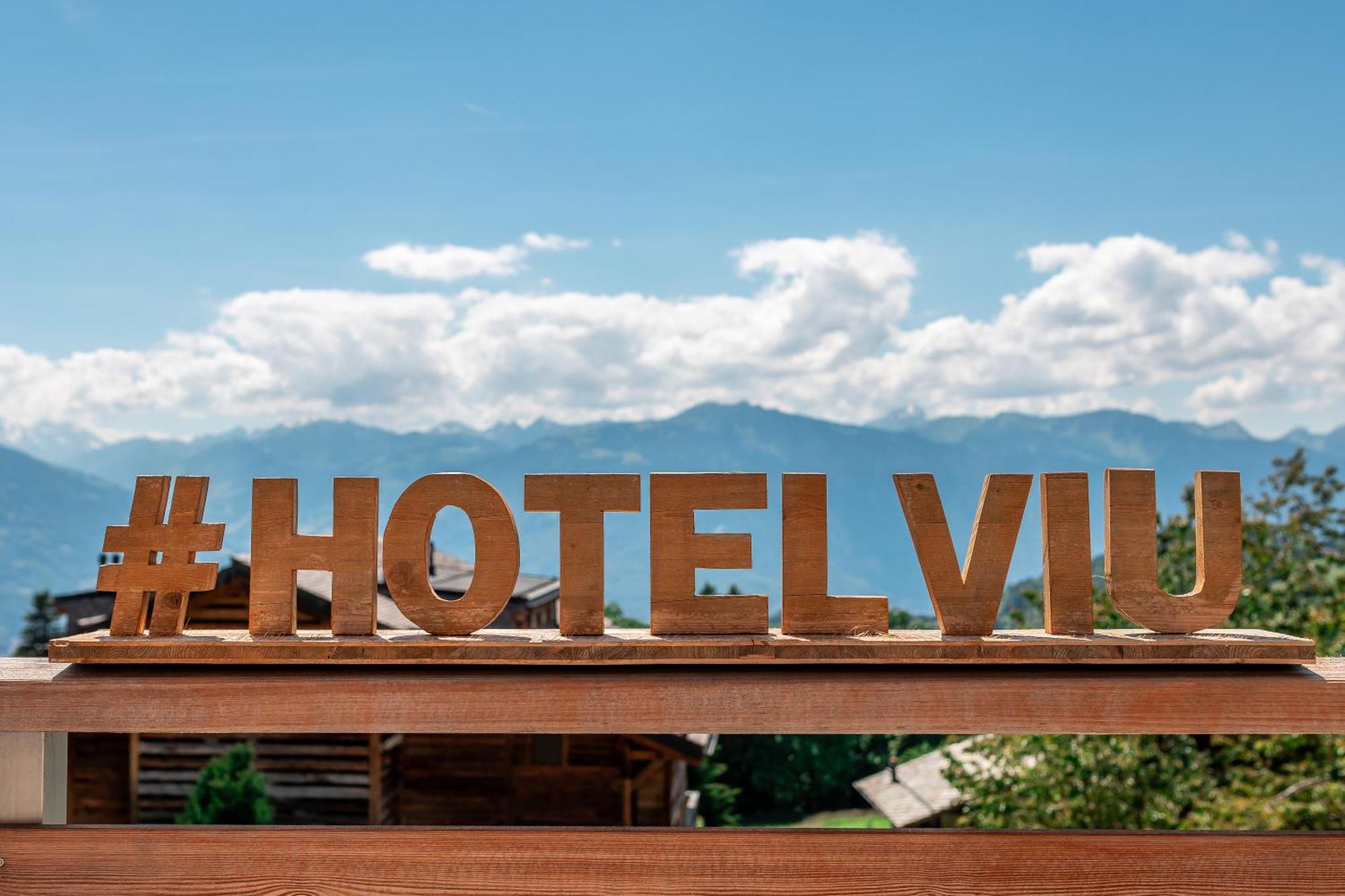 Viu Hotel Villars Bagian luar foto