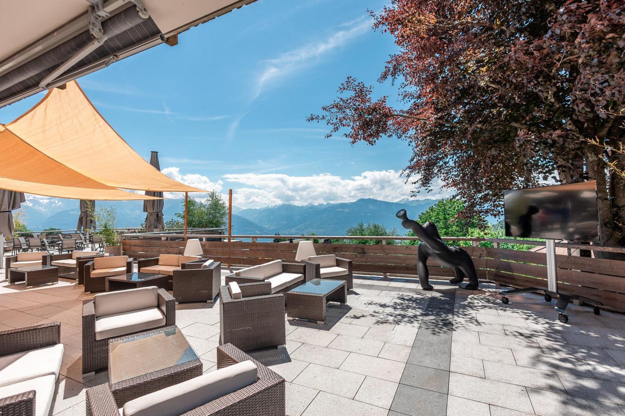 Viu Hotel Villars Bagian luar foto